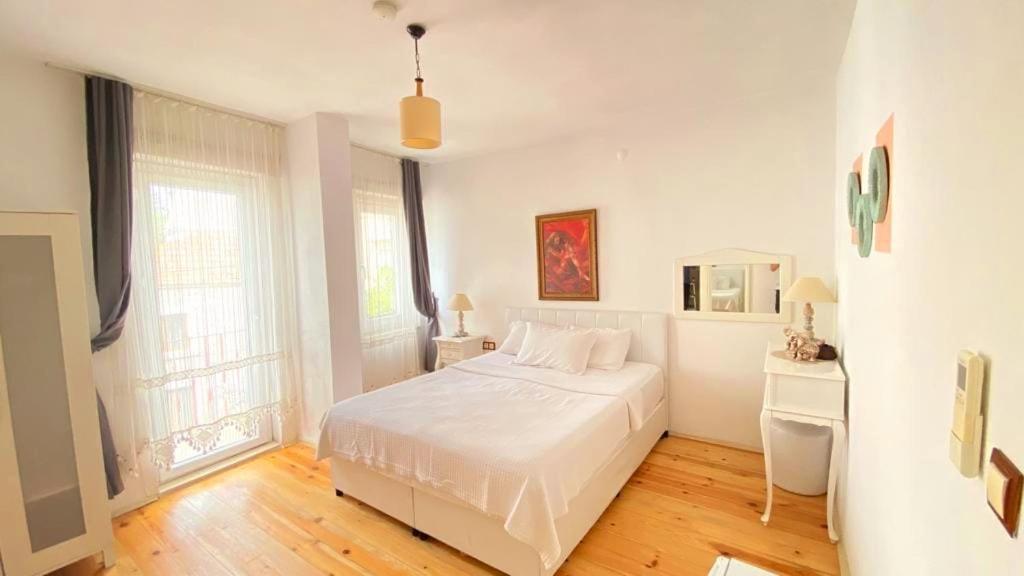 Pervin Hanim Konagi Alaçatı Exterior photo